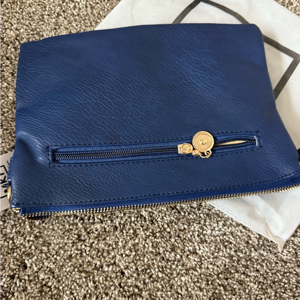 Mia K Stylish Navy Crossbody Bag with Gold Accents NWT - Picture 3 of 5